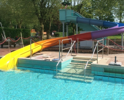 Kinderrutsche Freibad